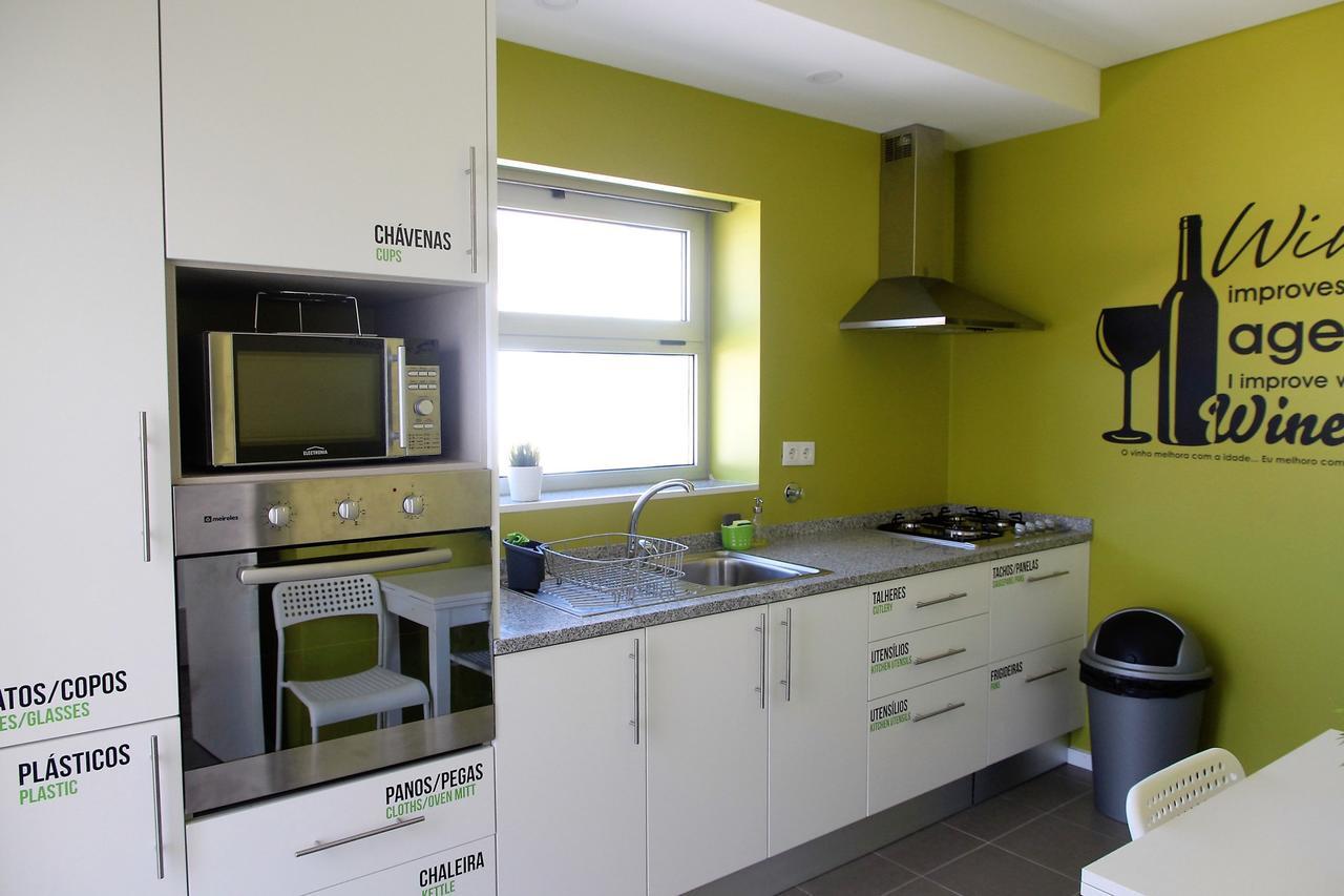 Uau Hostel Фигейра-да-Фош Экстерьер фото